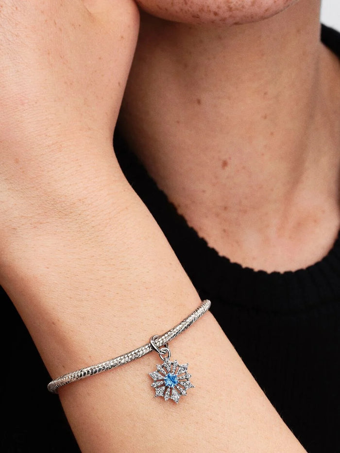 Disney Frozen Queen Elsa Snowflake Dangle Charm
