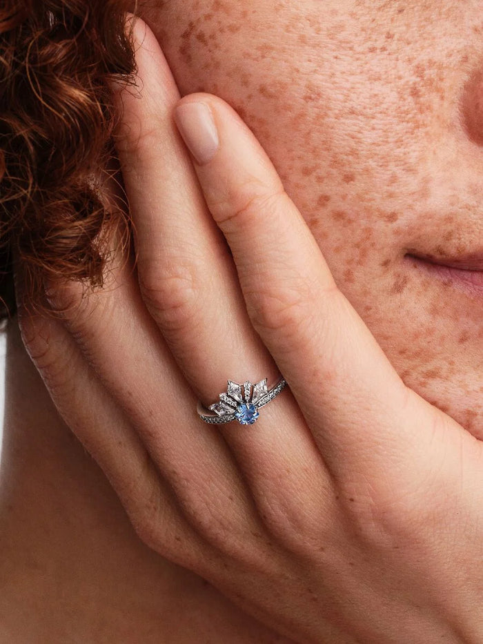 Disney Frozen Queen Elsa Tiara Ring