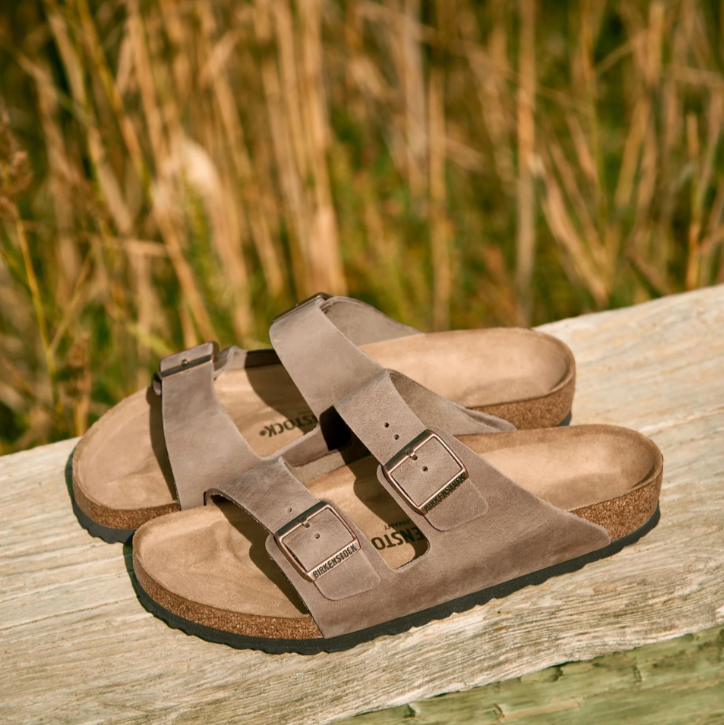 Birkenstock Arizona Oiled Leather Sandals - Tobacco (Regular/Wide
