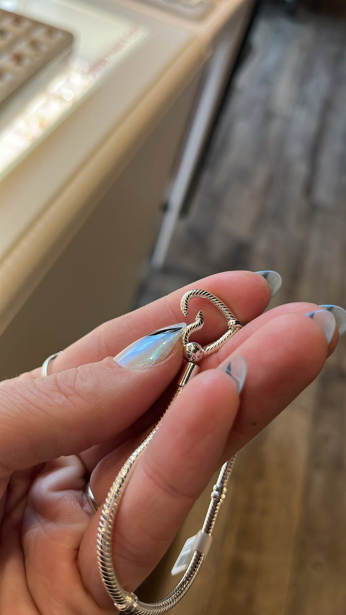 Pandora Moments Heart Closure Snake Chain Bracelet