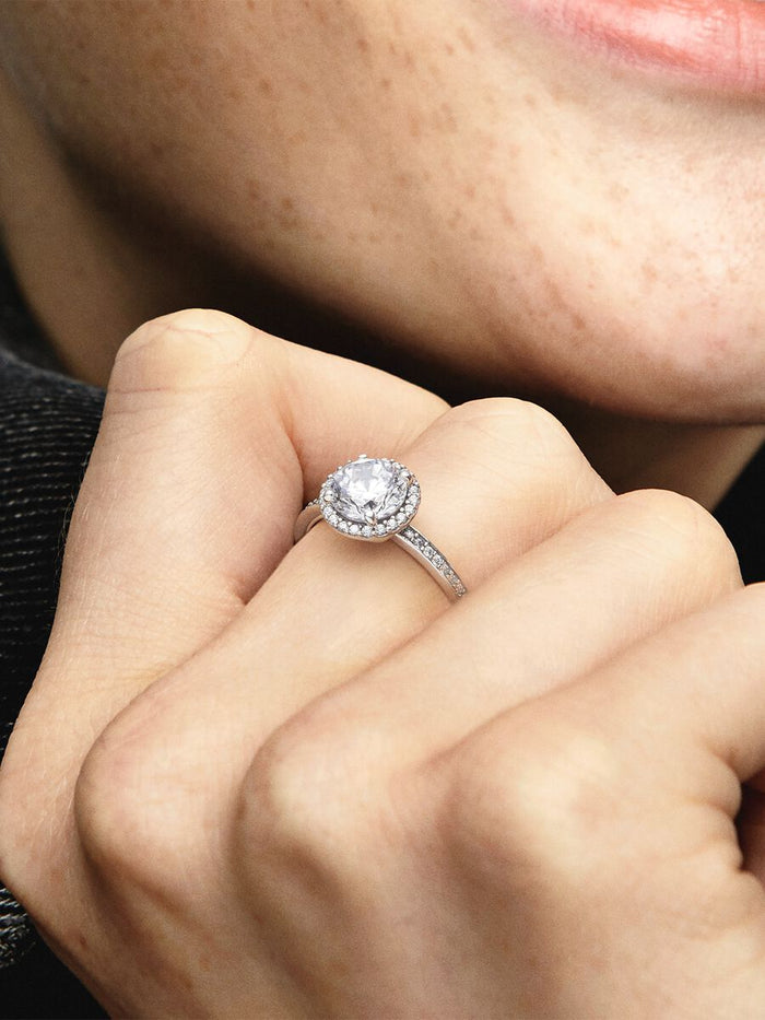 Round Sparkle Ring