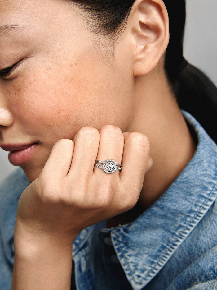 Sparkling Double Halo Ring