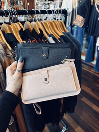 Faye Wristlet Wallet