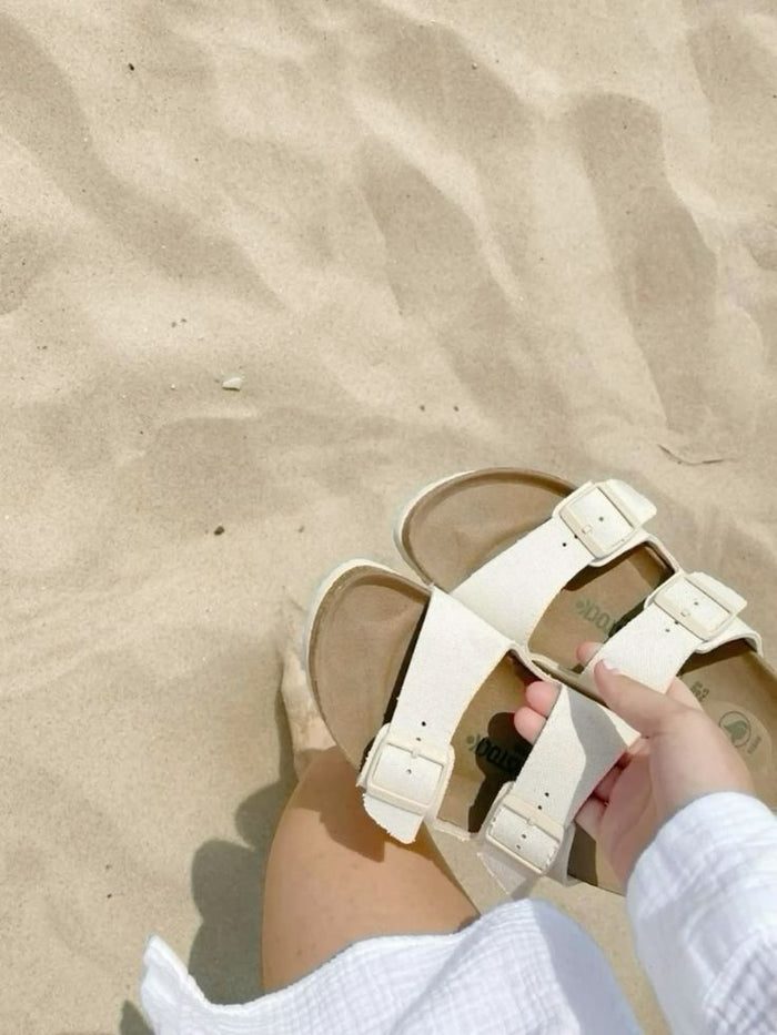 Birkenstock Arizona Soft Footbed Leather Sandals - White (Regular/Wide)