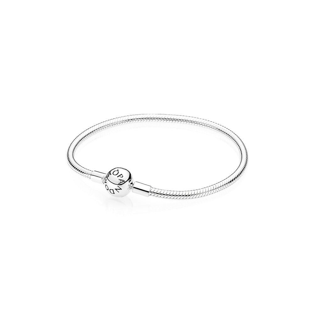 Sterling Silver Smooth Bracelet with Round Clasp 19cm