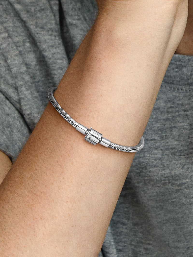 Snake chain sterling silver bracelet 19cm