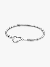 Heart Closure Snake Chain Bracelet