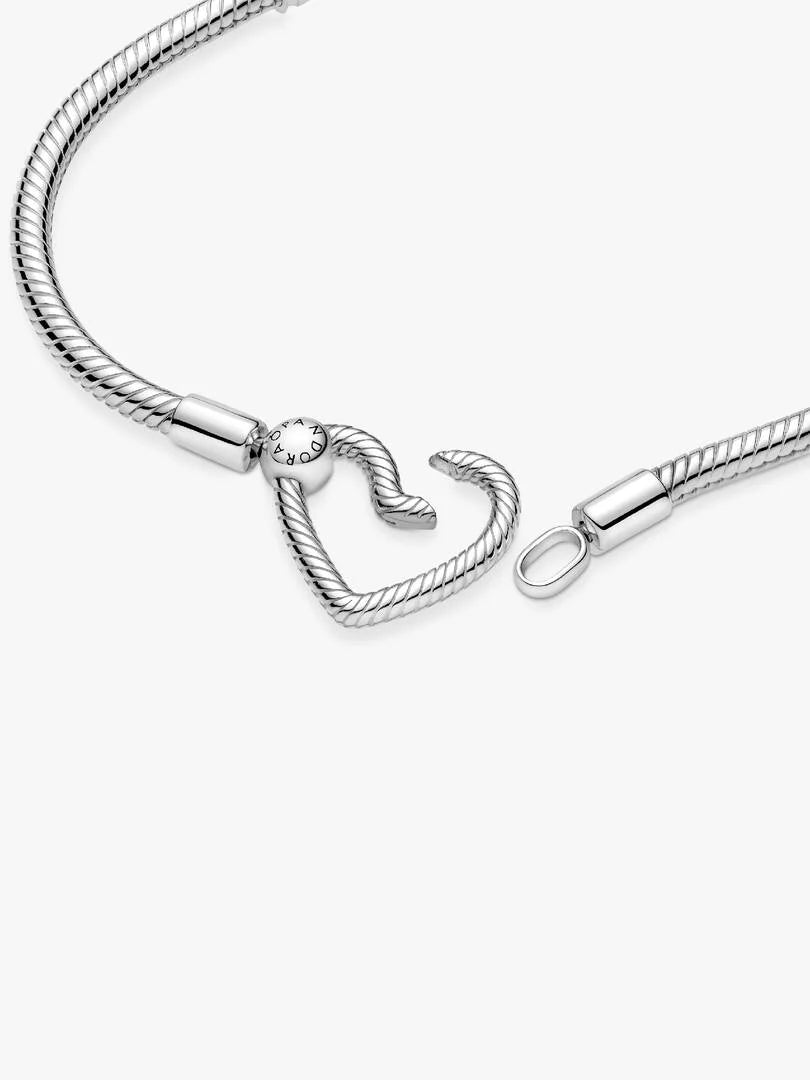 Heart Closure Snake Chain Bracelet