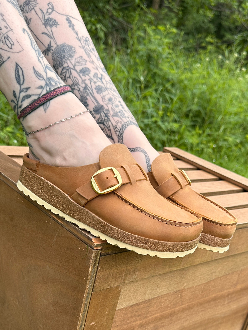 Birkenstock Buckley Oiled Leather Clogs - Cognac (Regular/Wide)