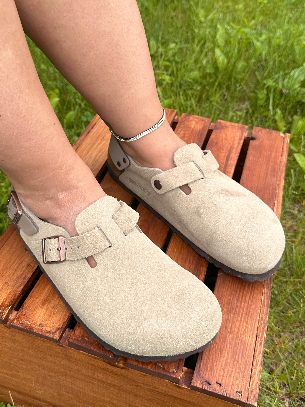 Birkenstock Tokio Suede Clogs - Taupe (Medium/Narrow)
