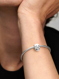 Glow-in-the-dark Sparkling Skull Charm