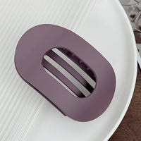 Cora Jumbo Flat Oval Clip