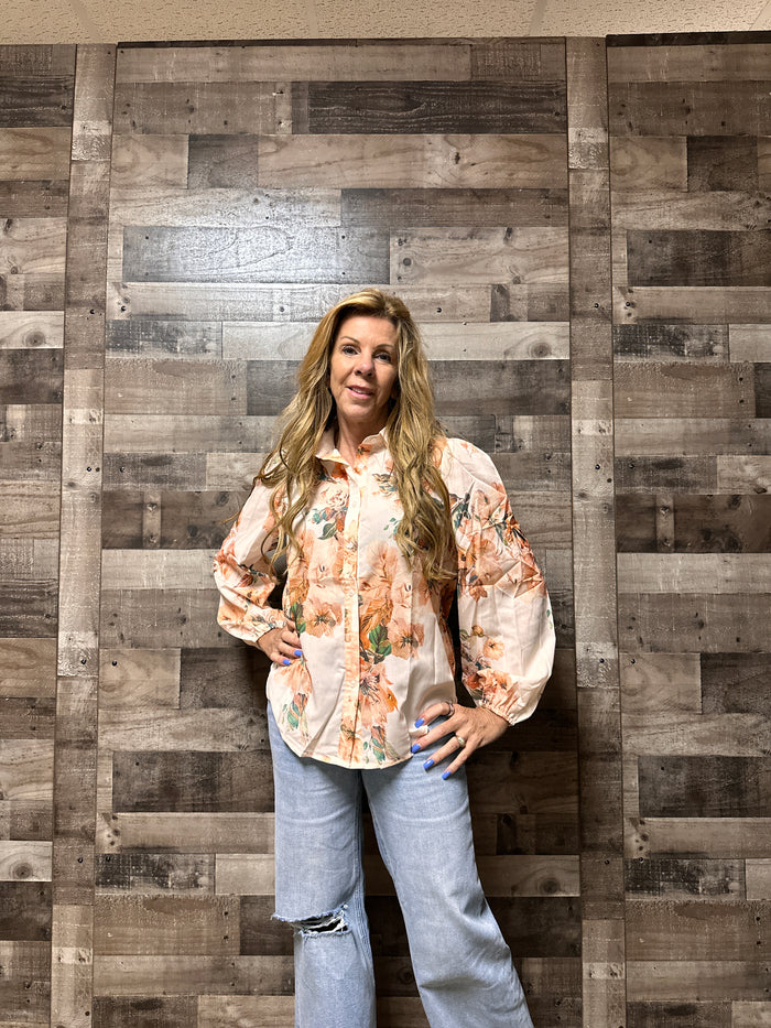 Gwyneth Floral Button Down Top