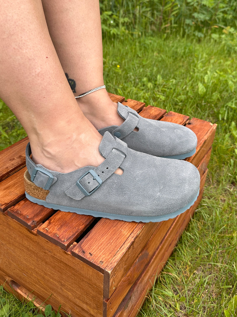 Birkenstock Tokio Suede Clogs - Basalt Gray (Medium/Narrow)