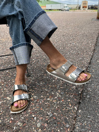 Birkenstock Arizona Soft Footbed Sandals - Metallic Silver (Medium/Narrow)