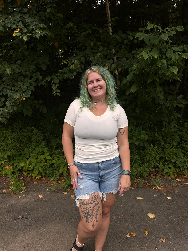 Krista V-Neck Short Sleeve Top