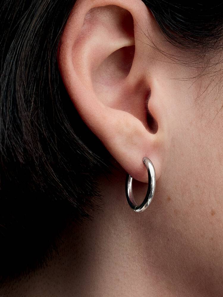 Pandora Moments 18 mm Charm Hoop Earrings