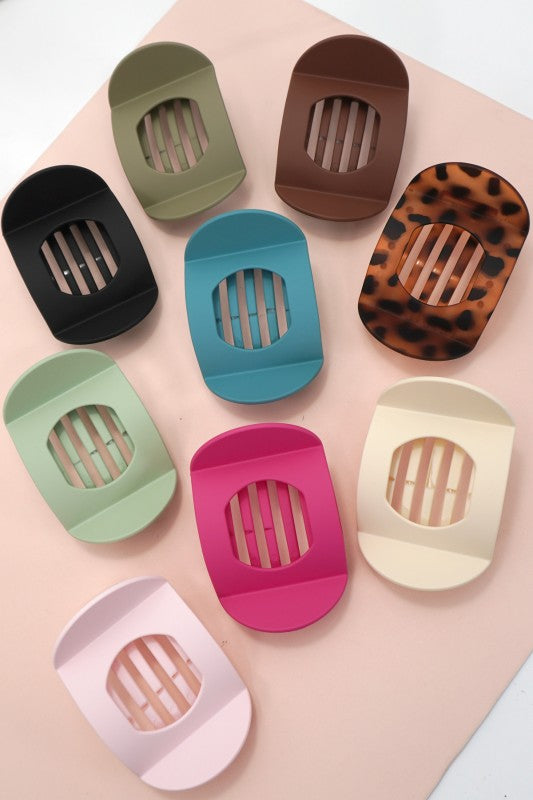 Rhea Flat Oval Hair Clip