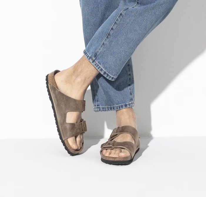 Birkenstock Arizona Oiled Leather Sandals - Tobacco (Regular/Wide)