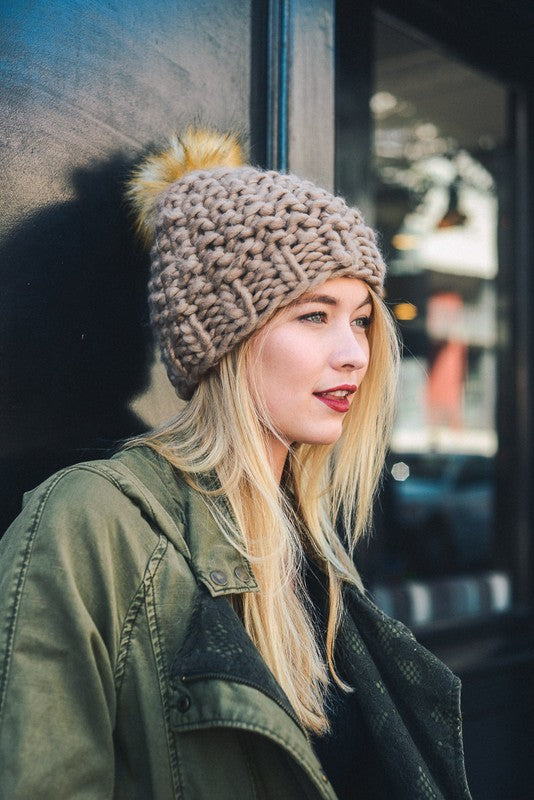 Leah Chunky Knit Pom Beanie - Mocha