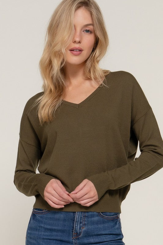 Amelia Cross-Back V-Neck Sweater - Olive