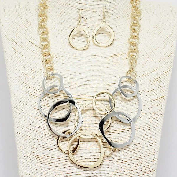 Two Tone Overlapped Metal Necklace & Earrings
