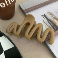 Jill Wavy Hair Claw