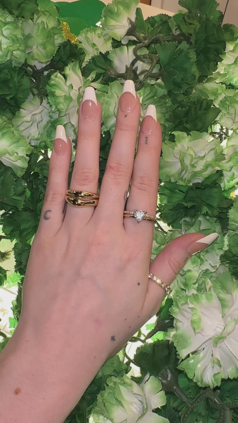 Organically Shaped Stacking Rings