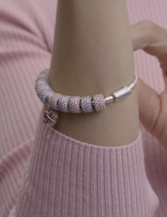 Easy-Close Magnetic Clasp Snake Chain Bracelet