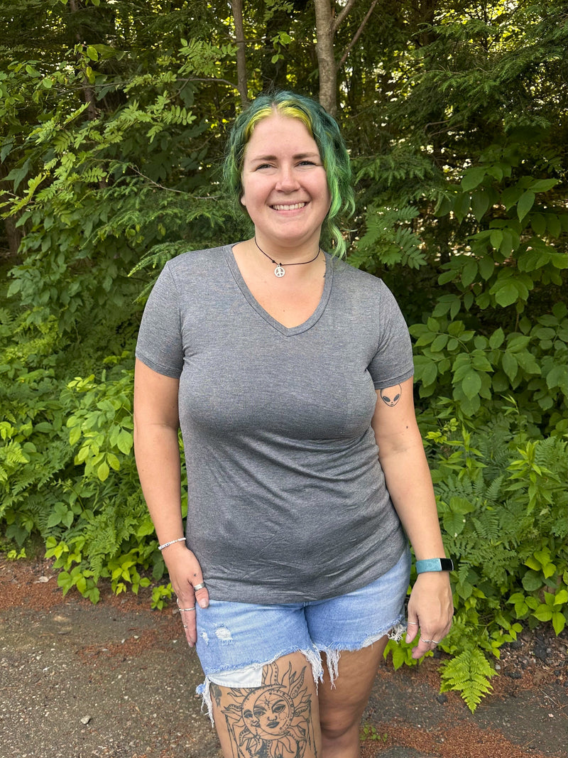 Debby V-Neck Pocket Tee